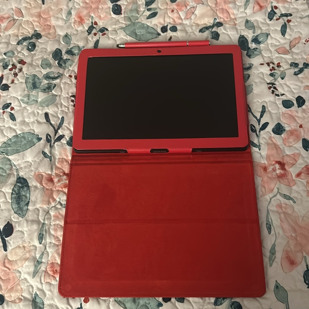 Tablet with Red case & Stylus - Picture 3 of 6
